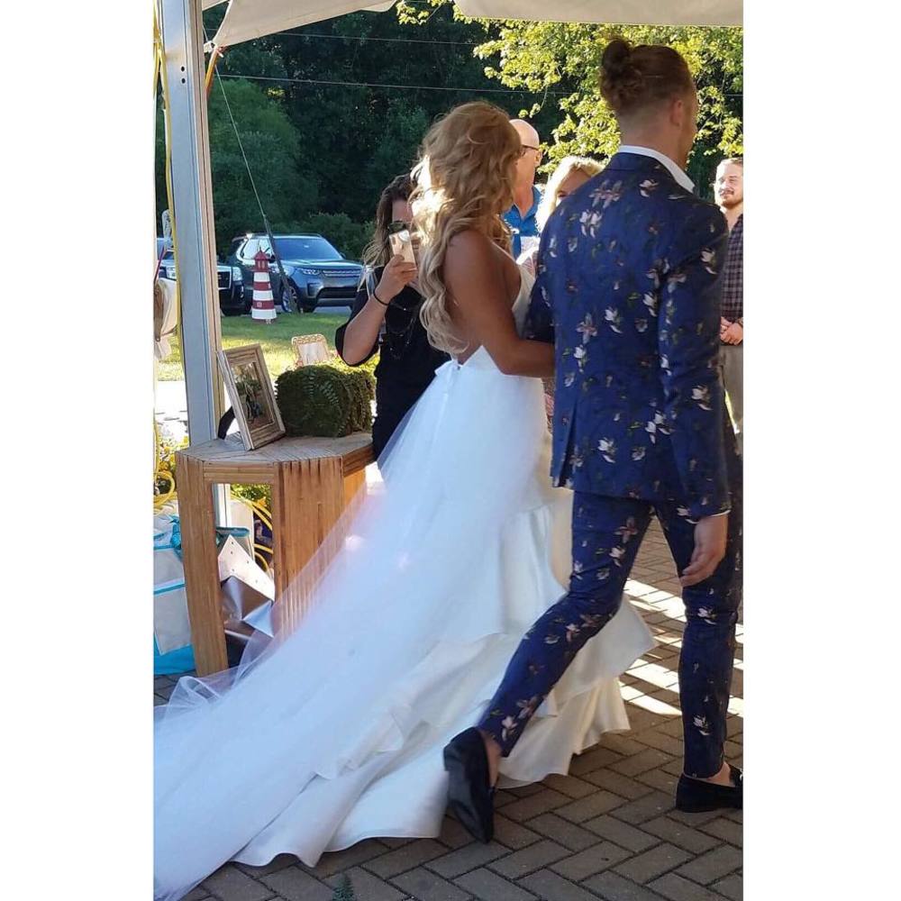 Meet your Posher, Emerald